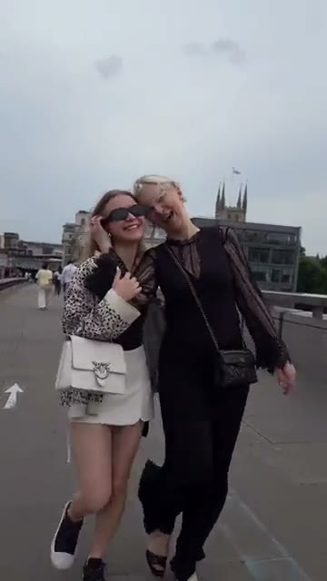 Content session clip — close-up detail shot