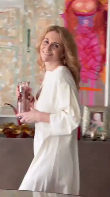 Content session clip — lifestyle video in Central London