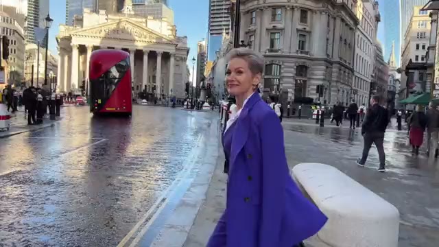 Content session clip — wide landscape shot of London location